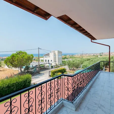 Nala - Mouries Halkidiki * Paralia Dionysiou